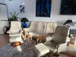 BD Design møbelsæt i cremefarvet læder.