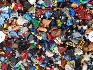 Lego minifigure + dele
