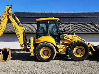 New Holland LB115 / skovlsæt / udskud / 6700 timer