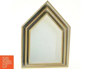 3 styk Husformet hylde (str. 47 cm. og. 43 cm. og. 37 cm)