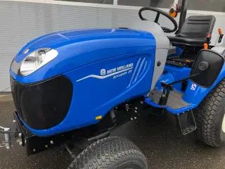 New Holland Boomer 25