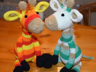 Hæklede mini-giraffer