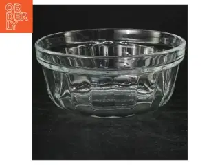 Gennemsigtig glas skål (str. Ø. 18. cm)