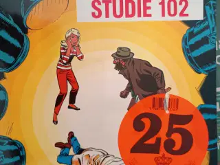 Drama I Studie 102, Allan Falks oplevelser. Tegnes