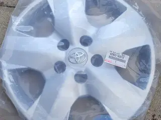 Hjulkapsler, originale, sprit nye til Toyota Rav4