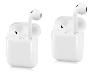 2 sæt Earbuds i hvid farve.