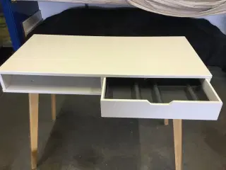 Skrivebord