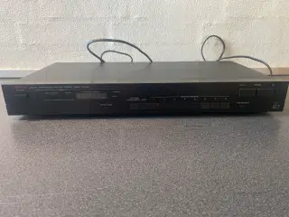 Luxman radio T-100L