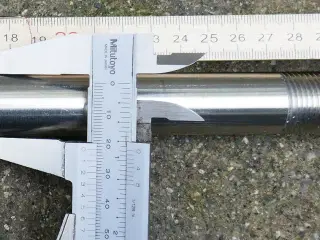 Tiltrør i rustfrit syrefast A4 stål