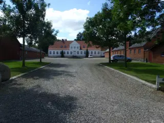 Lager eller lettere produktions lokaler