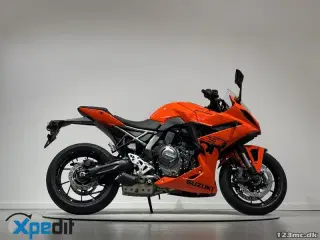 Suzuki GSX-8R