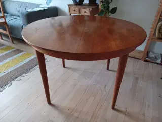 Gratis teaktræsbord