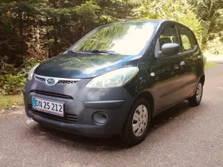 Billig bil nysynet Hyundai i 10 ( lav km ) 