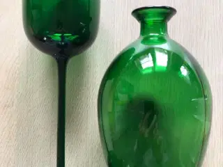 Vase/kande samt højt glas sælges