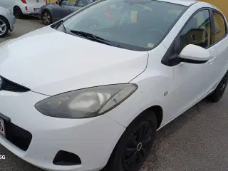 Mazda 2 1.3 benzin 2009