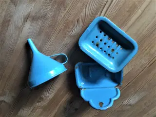 Retro køkkengrej, Madam Blå m.m.