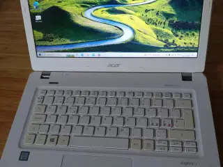 13" Acer bærbar Intel i5 8Gb ram