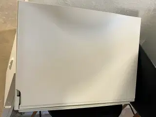2 stk hvide sko kasser