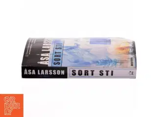 Sort sti af Åsa Larsson (Bog)