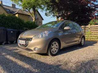 Peugeot 208 1,6 e-HDi 92 Active