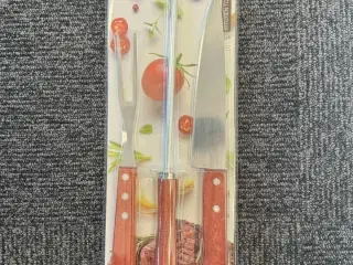 2 stk. Gravesæt med kniv, gaffel og slibestål