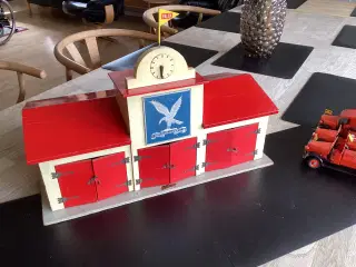 Gl. Tekno Falck station m/3biler