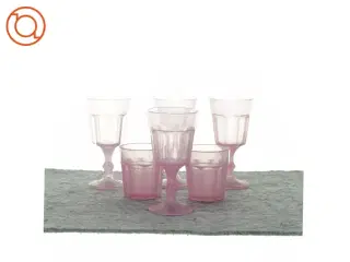 Små legetøjs snapseglas fra Ukendt (str. 10 cm og 5 cm)
