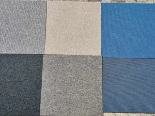 Tæppefliser blå 50 x 50 cm. Pæn stand
