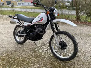 Yamaha xt 550