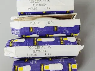⭐️: 4 stk. NOS Philips Elfenben Kertepærer – E14 /