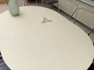 Spisebord 
