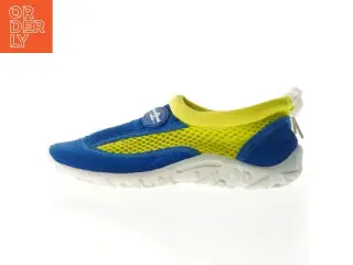 Børne badesko fra Aqua Lung Sport (str. 28 til 29)