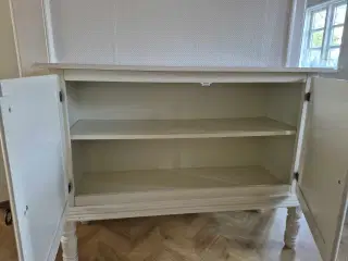 Lille skænk