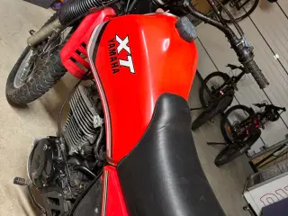 Yamaha XT550