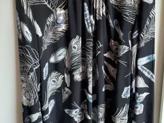 Pæn Skjortebluse Sort bund m Mønster