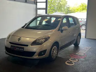 Renault Grand Scenic III 1,9 dCi 130 Dynamique 7prs