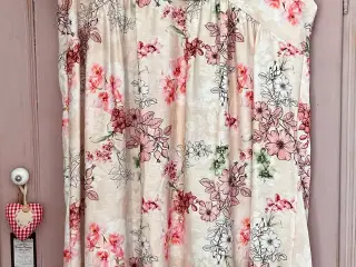 blomstret sommerkjole fra Marta Du Chateau