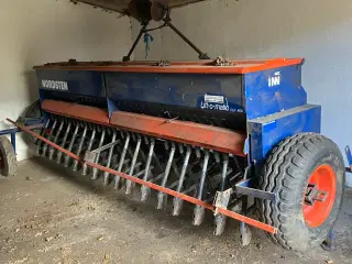 Nordsten såmaskine 4 meter Lift-O-matic CLF 400