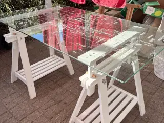 IKEA justerbart skrivebord m. glasplade