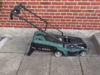 BOSCH PLÆNEKLIPPER ROTAK 5 MED EKSTRA NYT BATTERI