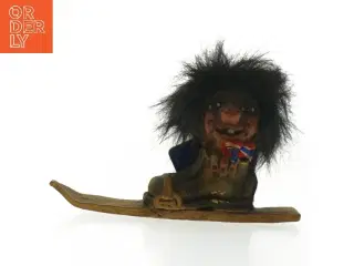 Fosse-Troll på ski figur fra Fosse-troll (str. 19x10 cm)