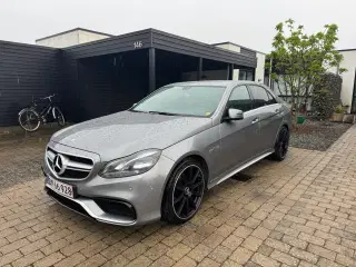 Mercedes W212 E200