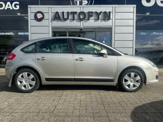 Citroën C4 1,6 HDi 110 Prestige E6G