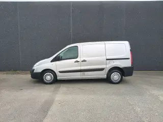 Toyota Proace L1H1 2,0 D-4D T2 128HK Van 6g
