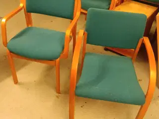 Stole med grønt stof