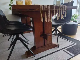 Spisebord
