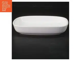 Hvid porcelænsfad (str. 16,5x12,5 cm)
