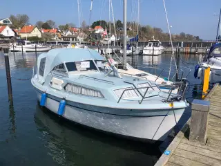 25 fods motorbåd til salg