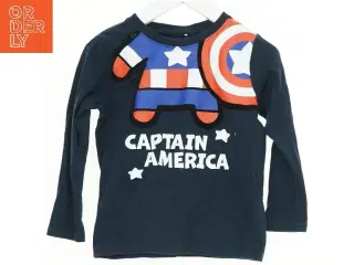 Langærmet Captain America T-shirt fra Name It (str. 98)