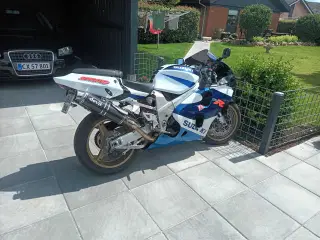 Suzuki tl 1000 r